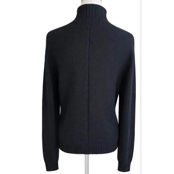 NWOT THE ROW Black Cashmere Turtleneck Sweater M